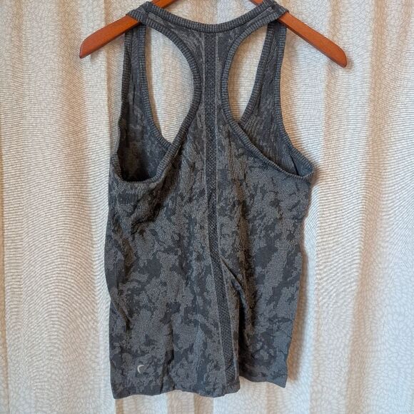 Zyia Active Gray Splash Hendrix Seamless Tank Size Medium - Picture 7 of 7